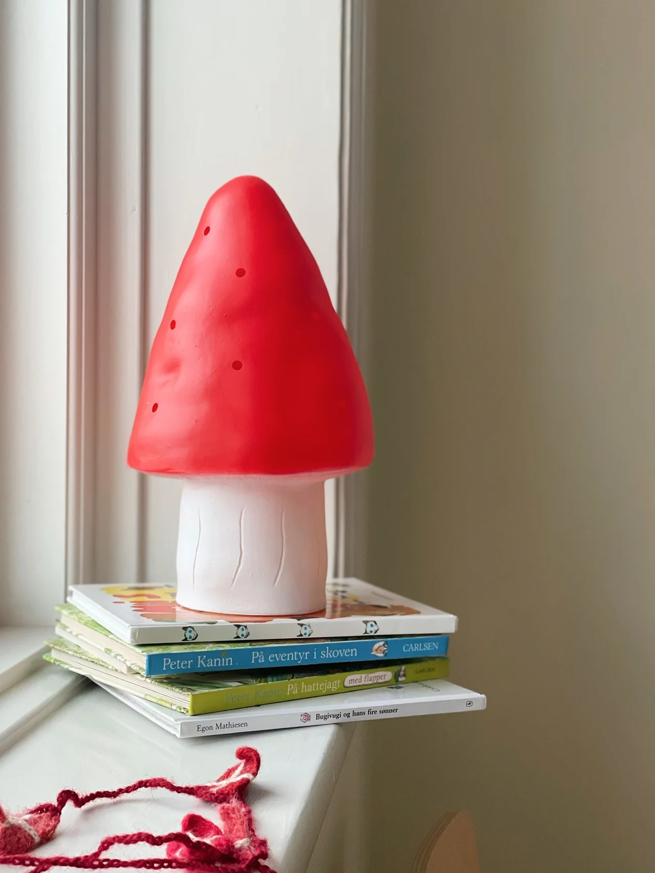 Egmont Toys Heico Mushroom Lamp Small Red - Image 3
