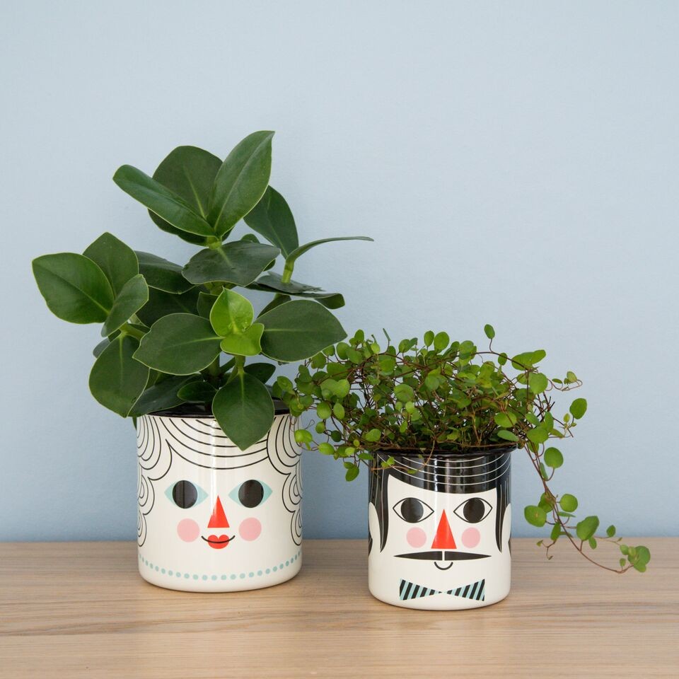 Omm Design  Enamel Flower Pot  Couple Set of 2 Leo Bella