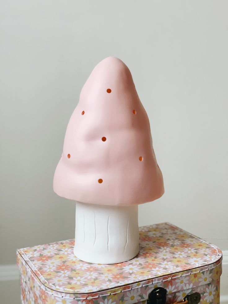 Egmont Toys Heico Mushroom Lamp Small Vintage Pink - Image 3