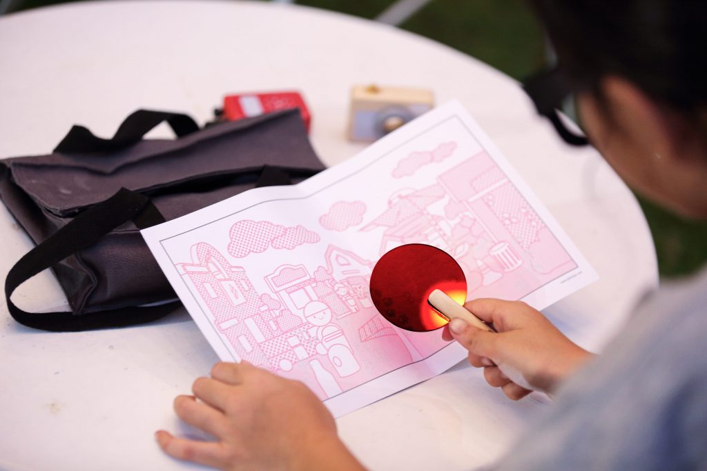 Plan Toys Detective Set - Image 3