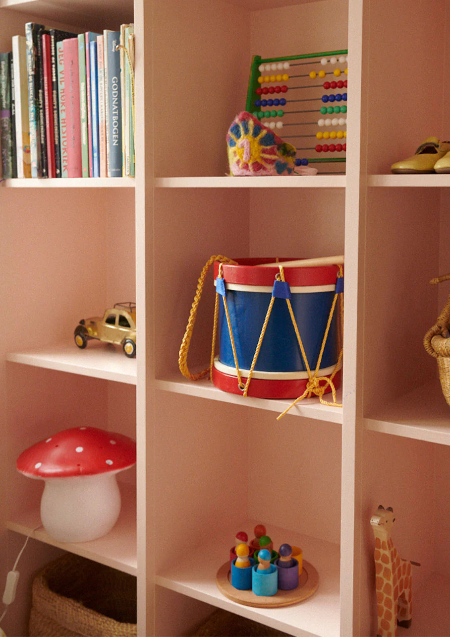 Egmont Heico Mushroom Lamp Medium Red - Image 3