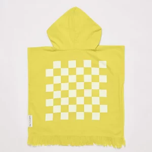 SUNNYLiFE Beach Games Hooded Towel Checkerboard + 24 Playing Pieces