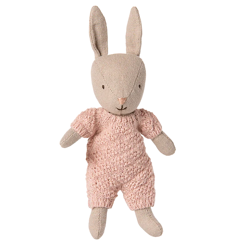 Maileg Micro Rabbit Sand Knitted Suit Rose