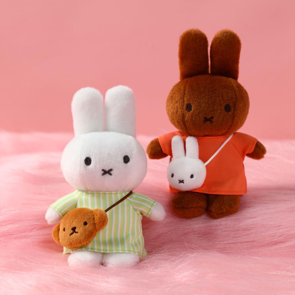 VIPO x Miffy Plush Keychain Blind Box - Mini Bag Series - Image 5