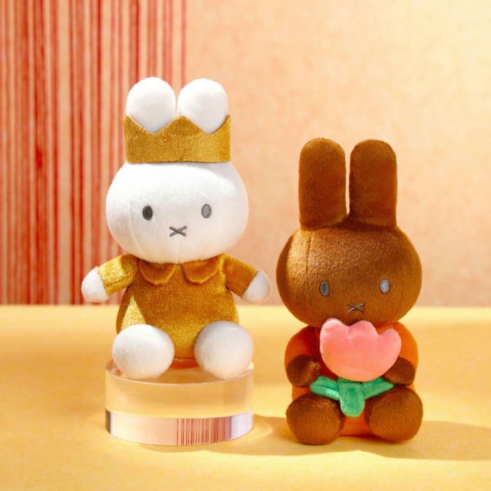 Miffy Plush Doll Melanie with Tulip - Image 4