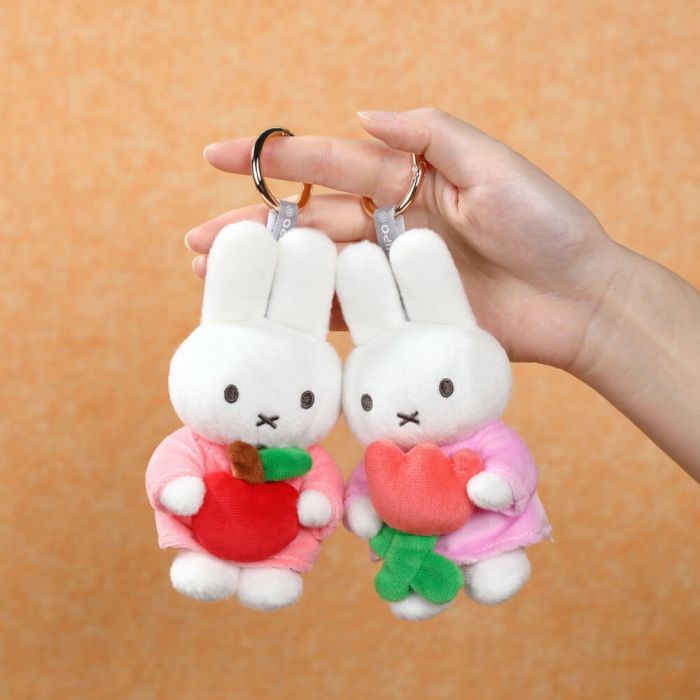 Miffy Keychain Miffy with Tulip - Image 5