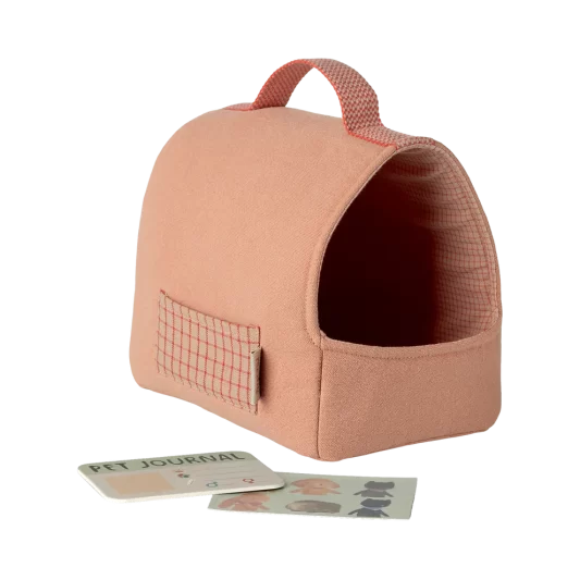 Maileg Pet Carrier Coral