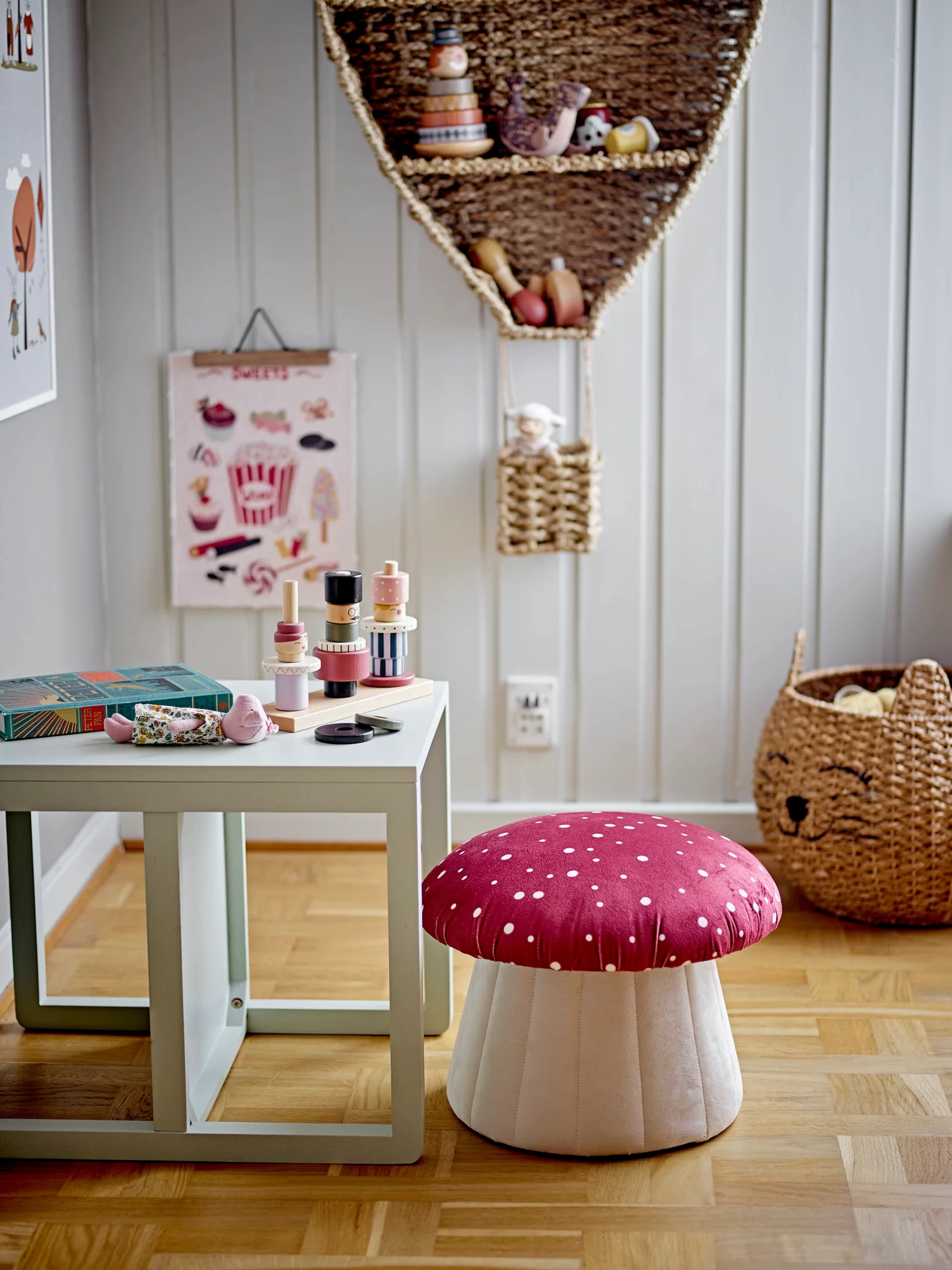 Bloomingville Mini Mushroom Toadstool Lue Pouf Stool Red - Image 5