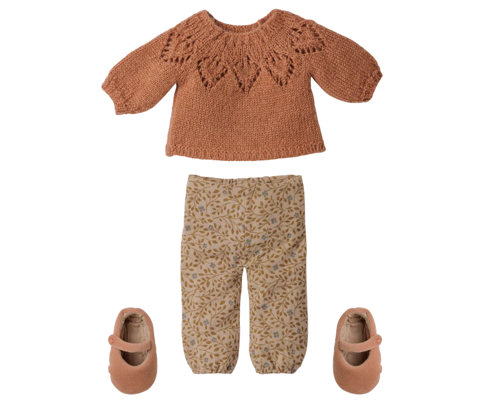 Maileg Bunny Size 3 Classic Pants and Knitted Sweater - Image 3