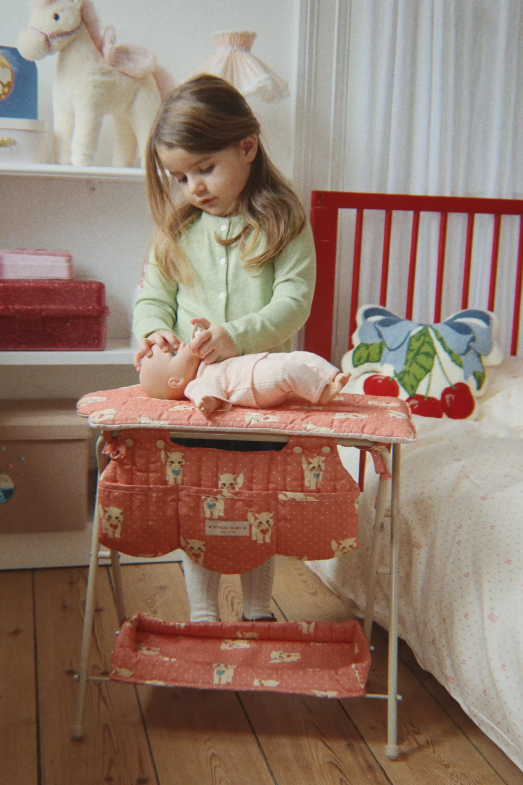 Konges Sløjd Doll Changing Table Ciao Miao Rose - Image 6