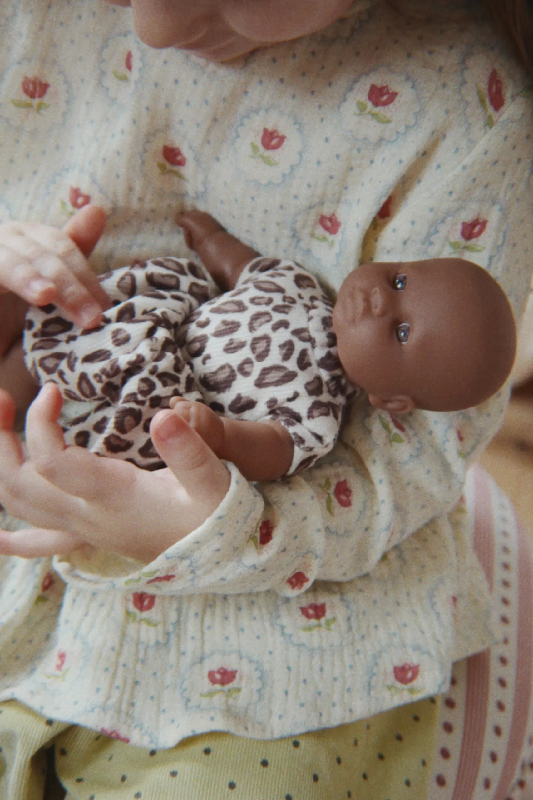 Konges Sløjd Doll Mini Leo 21cm - Image 4